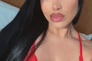 visiting 😘 incall and outcall available - Image 9