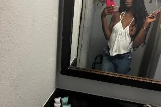 ts mouth open - 24 - Image 3