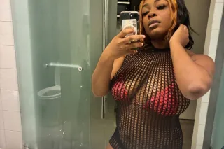 ❗FLOOD WARNING ❗COME DEFROST ❄ THAT 🍆 UP IN THIS CAT🐱 - Image 1