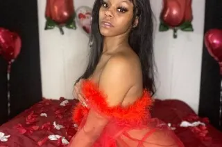 happy Vday ❤‍🔥🌹❣ |Available Now ✅ Durham incalls - Image 1