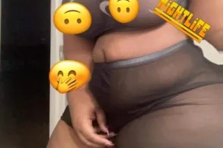 💦Thick bbw visiting - Image 4