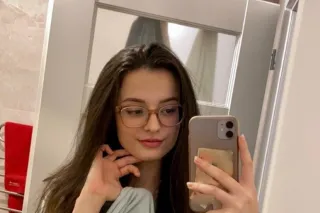 🍓Wet 💦 and Tight Pussy Waiting for Your Big🍌 - Image 1