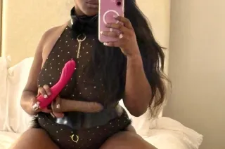 Your Favorite Squirter Is In Town 👅 WET & WILD!!💦🍆🍑🍭 - Image 3