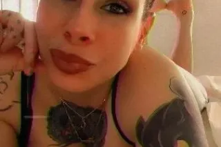 😜YOUR FAVORITE COCK🍆 GOBBLER😝 PERFECT 38DD'S😍 THICK THIGHS😍 - Image 6