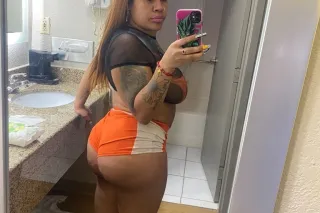 BIG BOOTY Stallion🦄 - Image 7